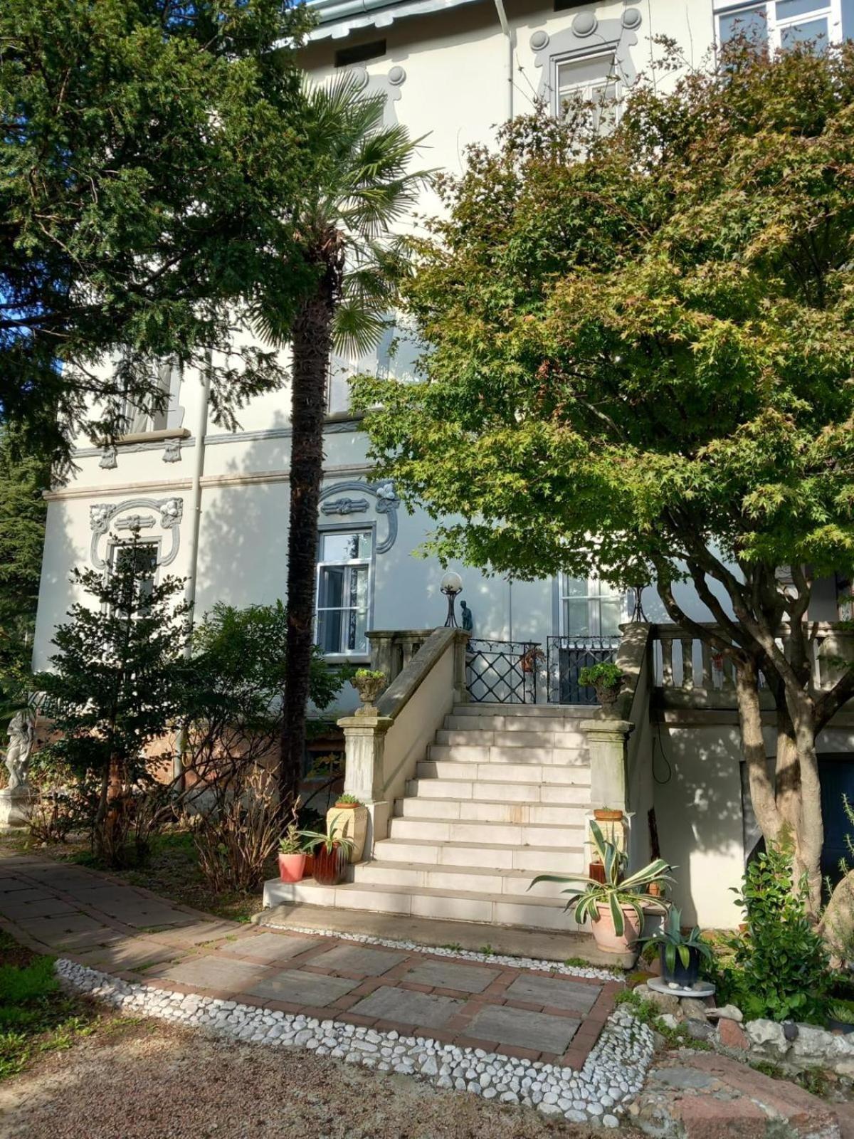 Villa Sapi Arcisate Exteriör bild